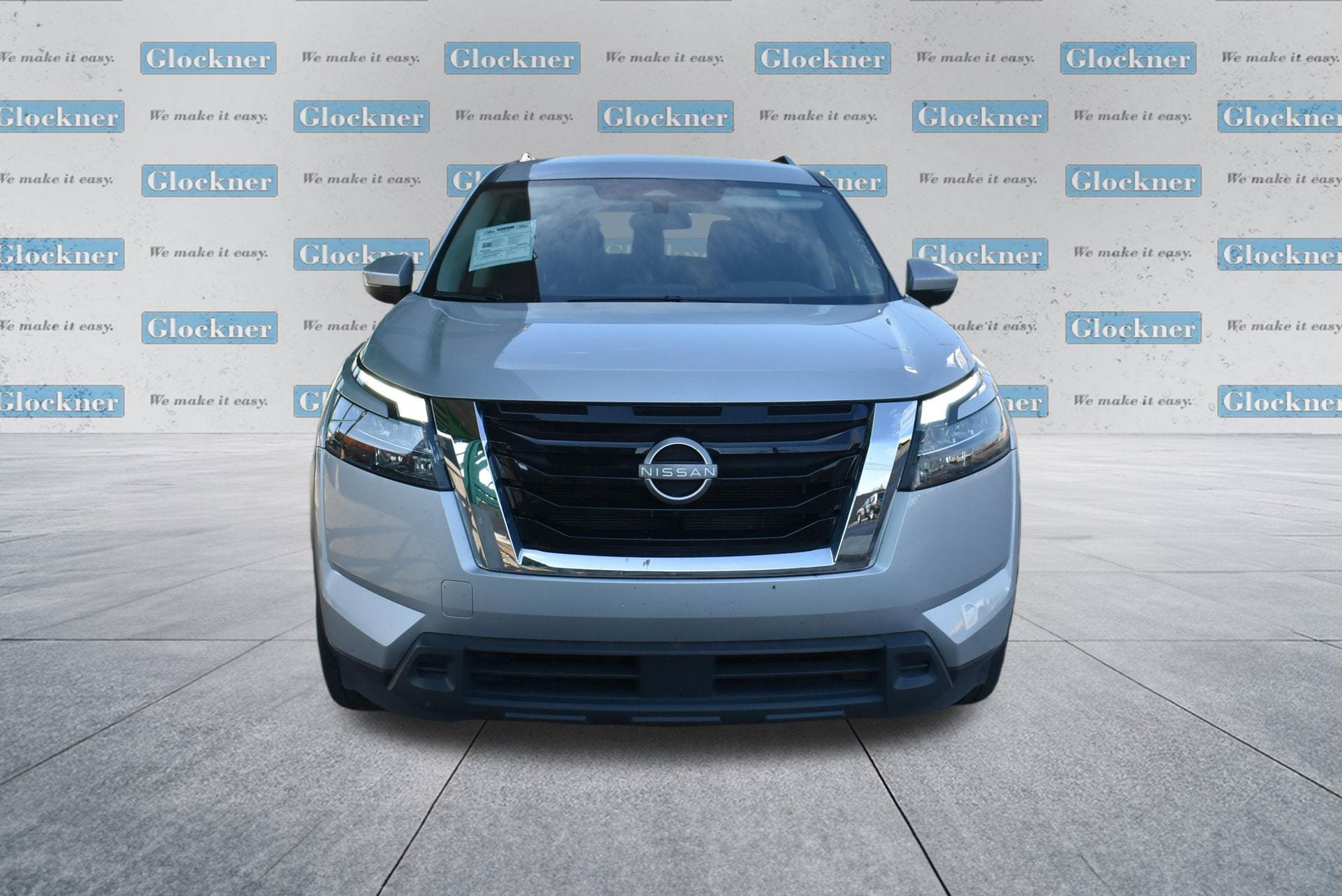 Used 2025 Nissan Pathfinder SV AWD/4WD image 2