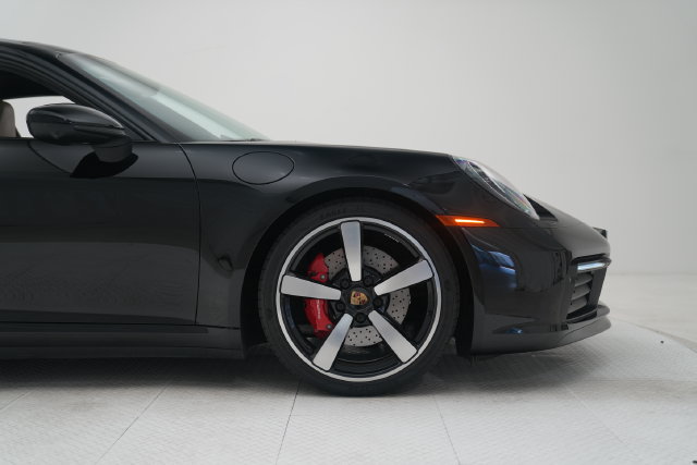 Certified 2021 Porsche 911 Carrera S RWD image 21