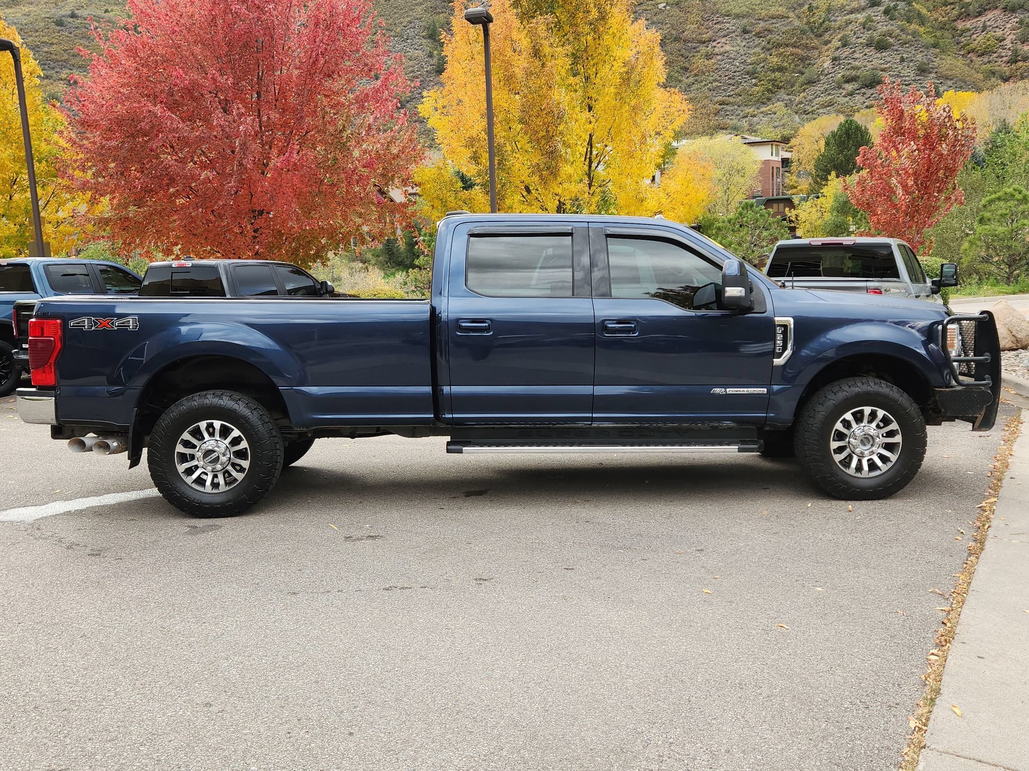 Used 2020 Ford F250 Lariat w/ Lariat Ultimate Package AWD/4WD image 2