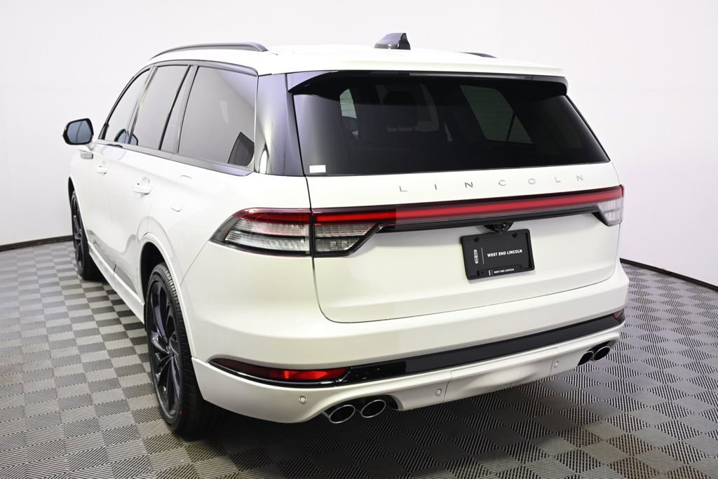 New 2026 Lincoln Aviator Reserve image 4