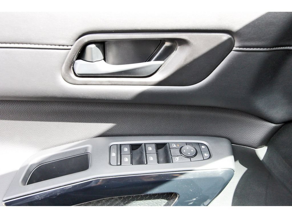 New 2026 Nissan Pathfinder SV FWD image 22