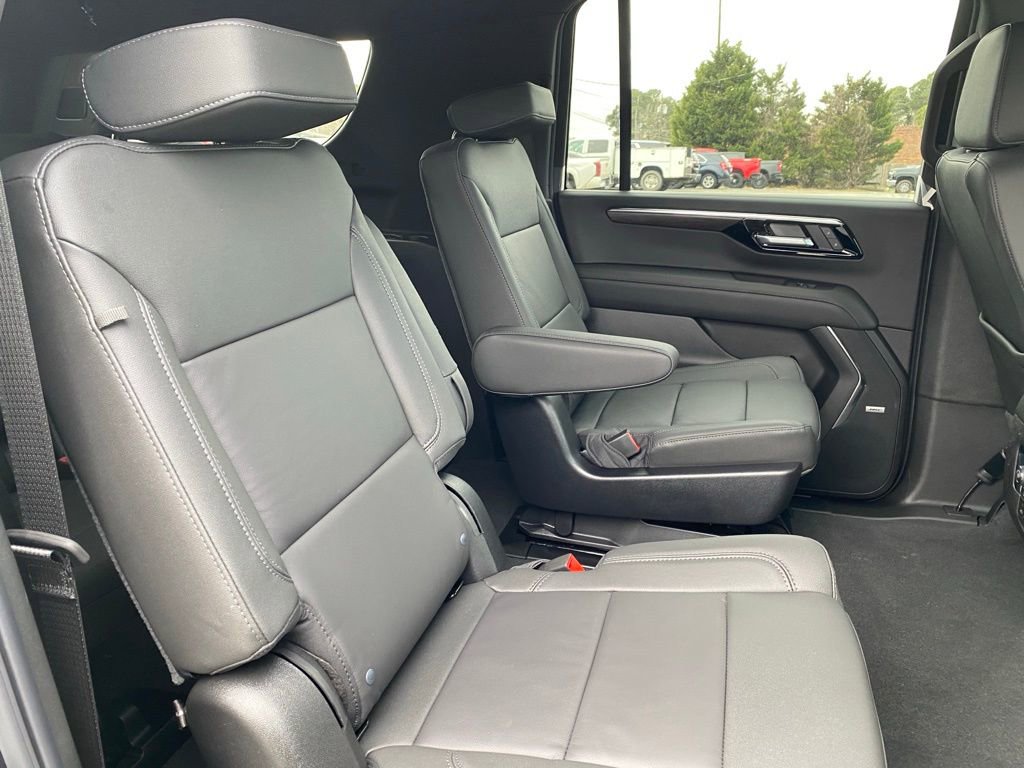 New 2026 Chevrolet Suburban LT w/ Comfort Package image 22