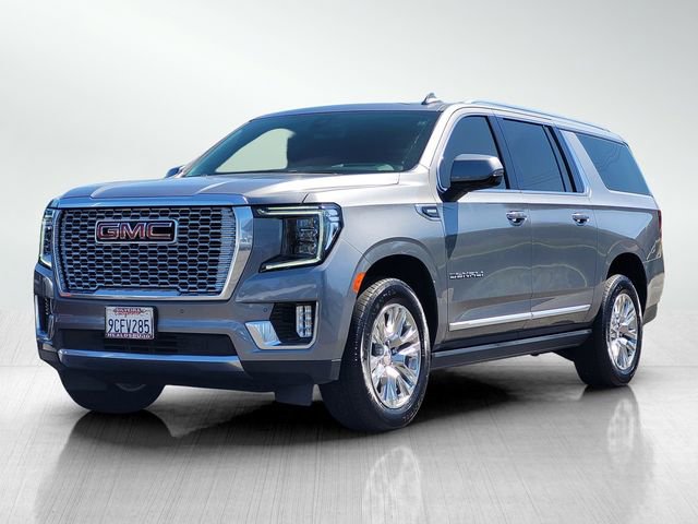 Used 2022 GMC Yukon XL Denali AWD/4WD image 8