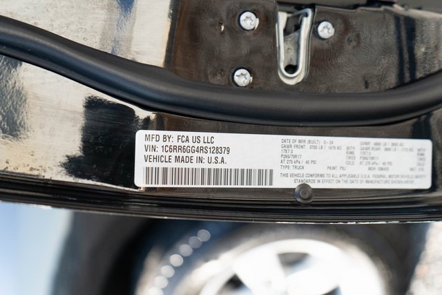 Used 2024 RAM 1500 Classic SLT image 30