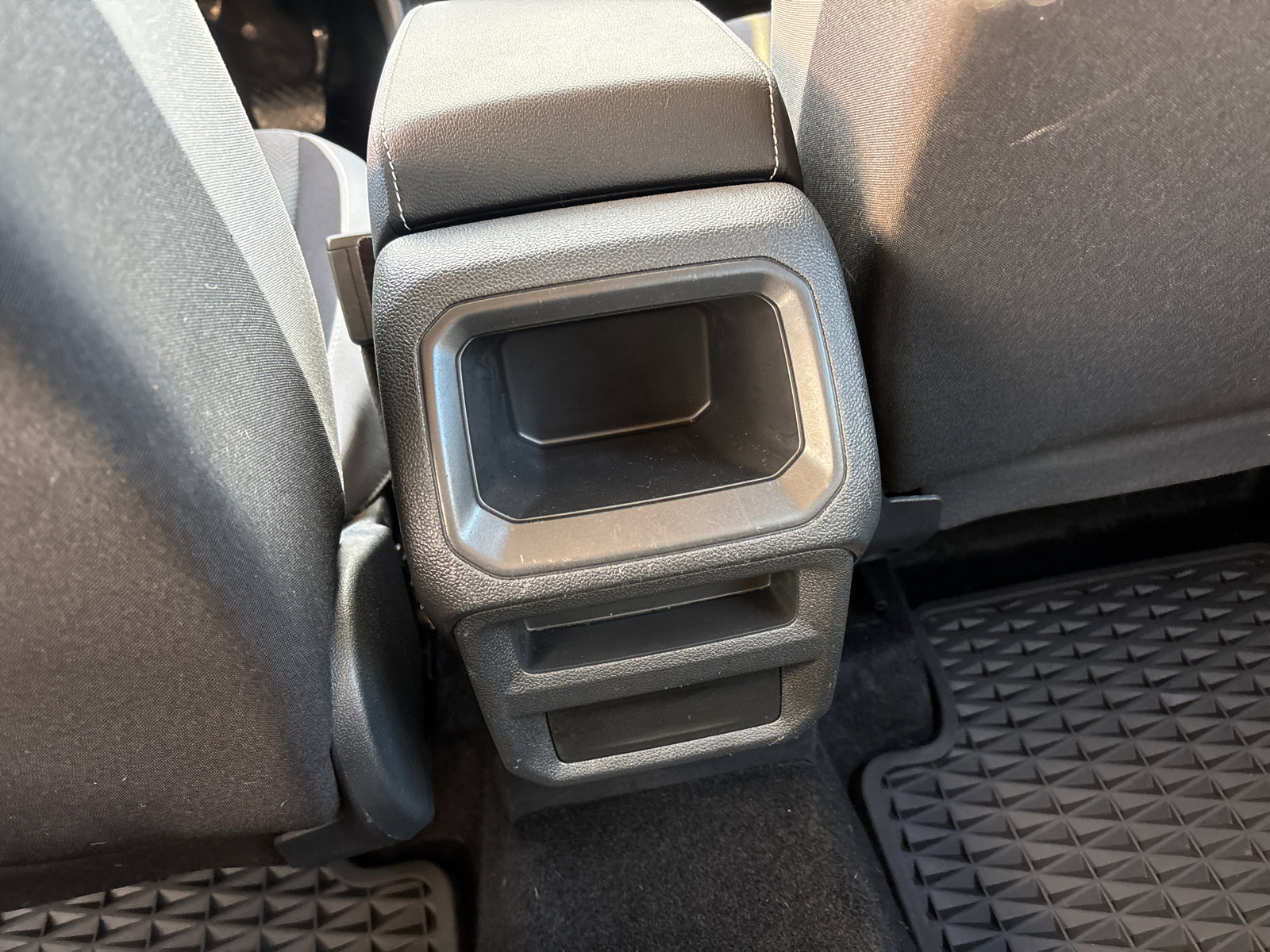 Used 2023 Volkswagen Taos S image 31