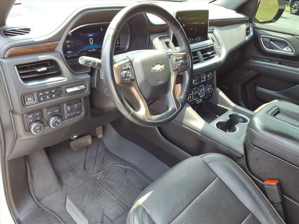 Used 2023 Chevrolet Tahoe High Country AWD/4WD image 11
