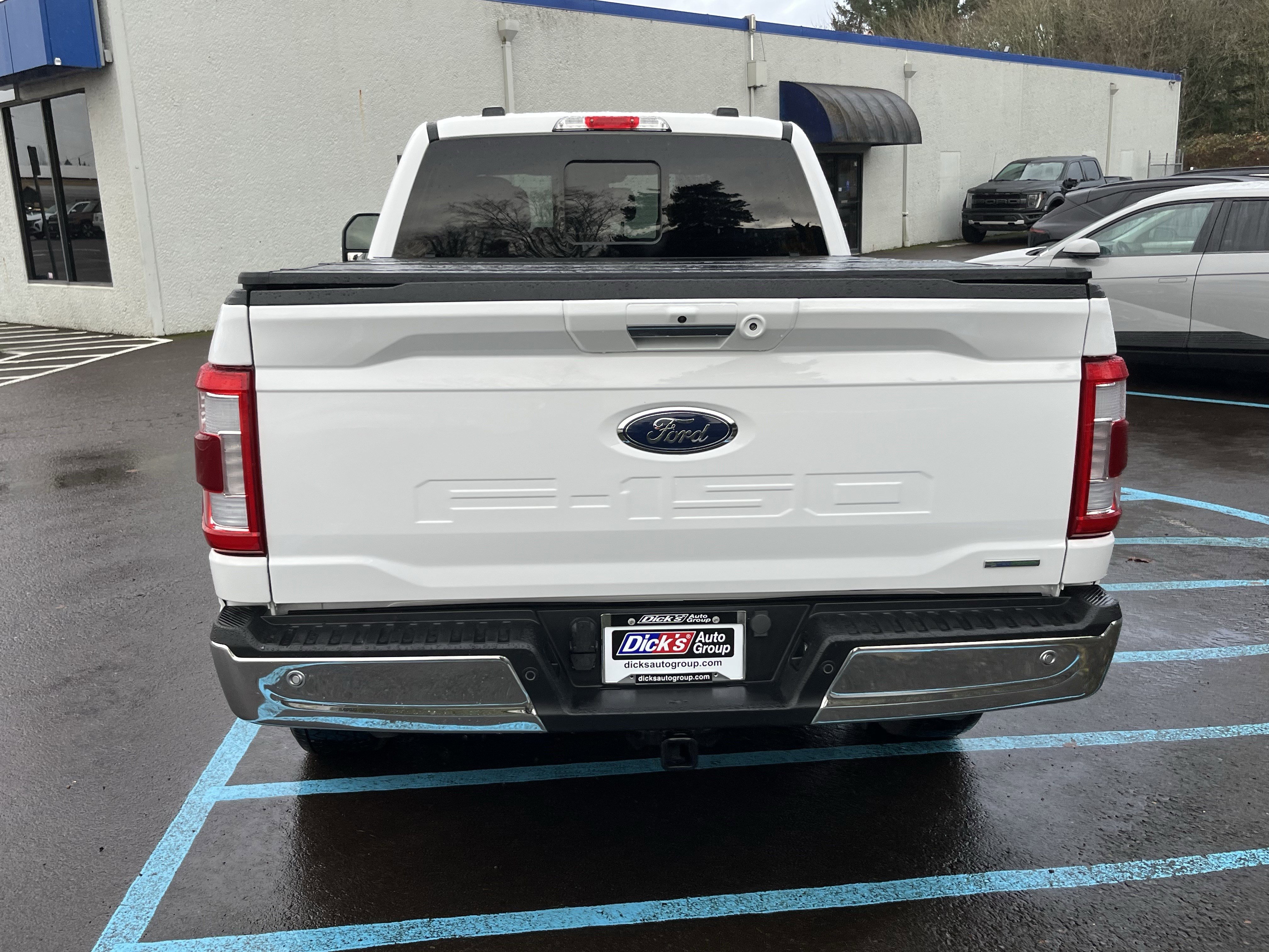 Used 2023 Ford F150 Lariat w/ Equipment Group 502A High image 4