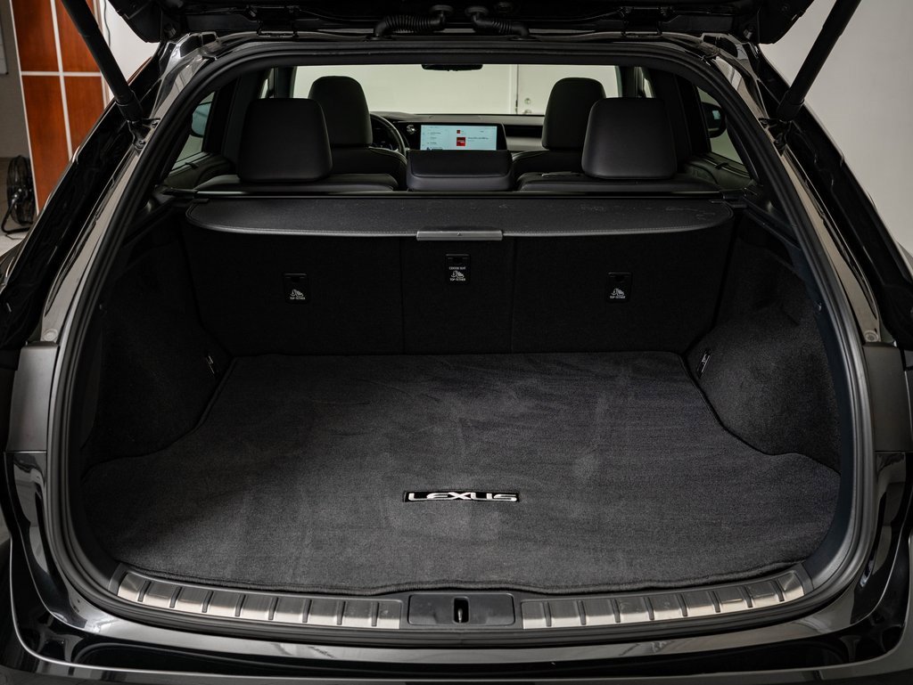 Certified 2024 Lexus RX 450h AWD w/ Convenience Package image 17