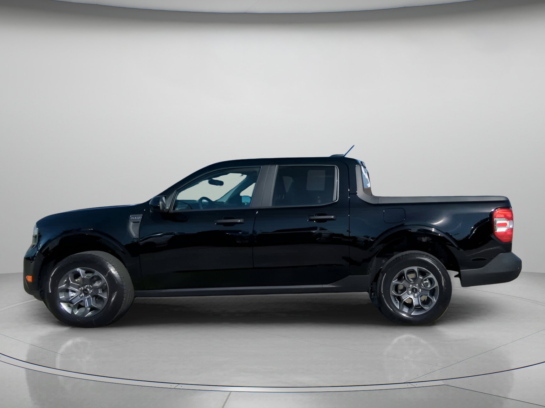 New 2026 Ford Maverick XLT w/ Equipment Group 301A AWD/4WD image 17