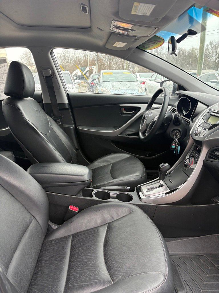Used 2013 Hyundai Elantra Limited image 14