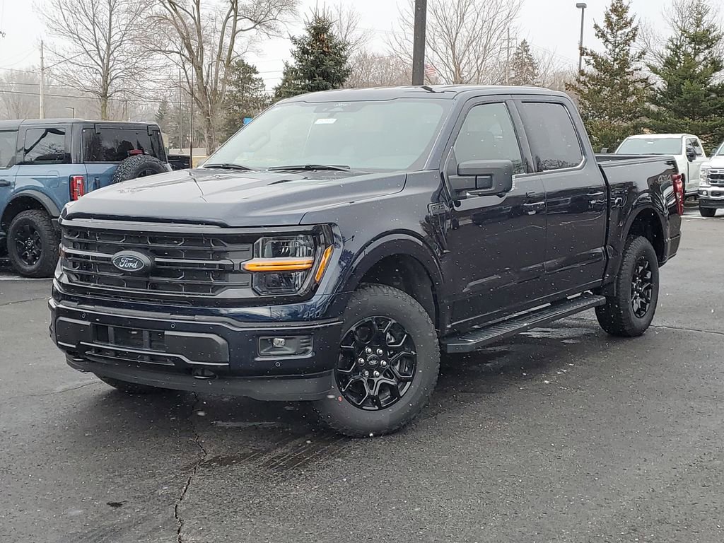 New 2025 Ford F150 XLT w/ Equipment Group 302A MID