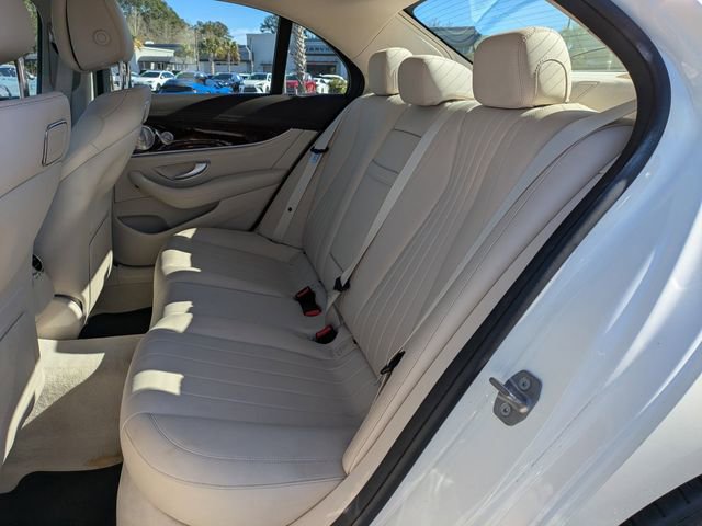 Used 2018 Mercedes-Benz E 400 4MATIC Sedan image 13