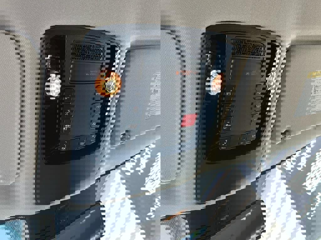 New 2026 Kia Carnival image 28