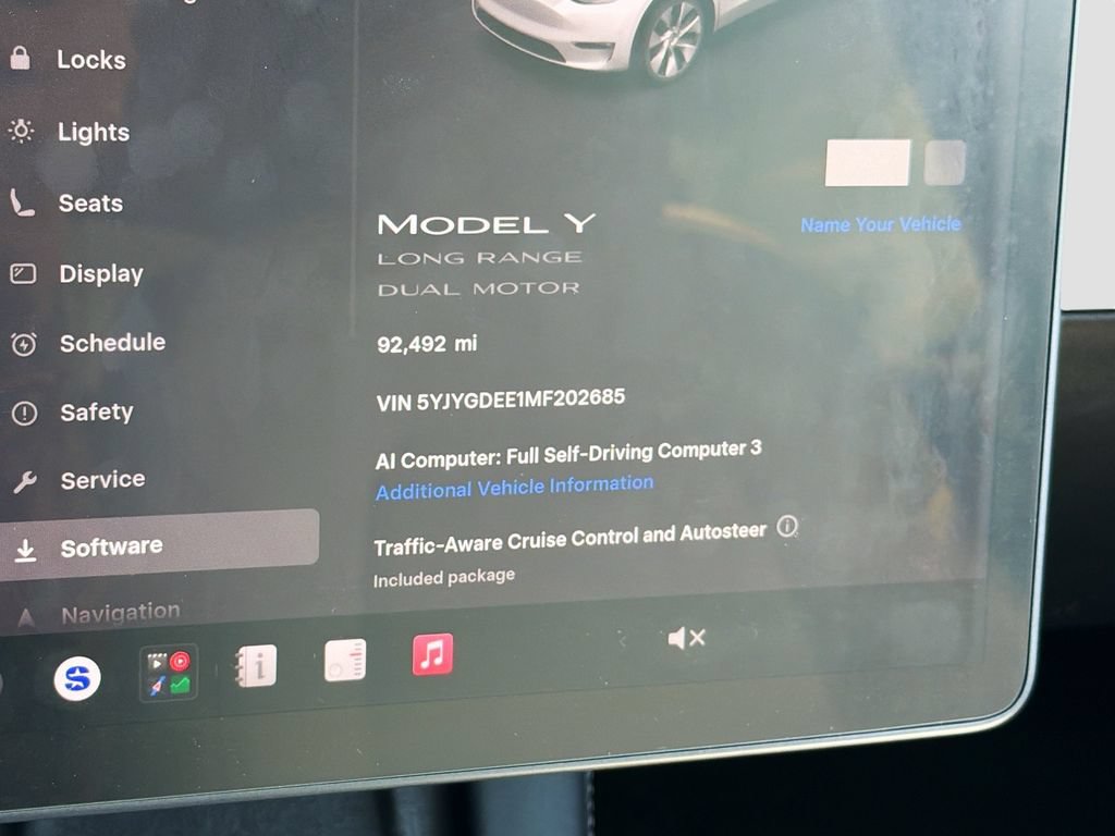 Used 2021 Tesla Model Y Long Range AWD/4WD image 11
