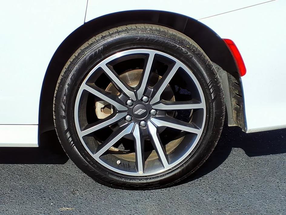 Used 2023 Dodge Charger R/T w/ Cold Weather Package image 9