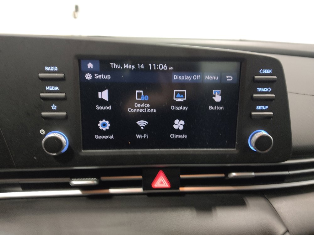 Used 2025 Hyundai Elantra SE FWD image 25