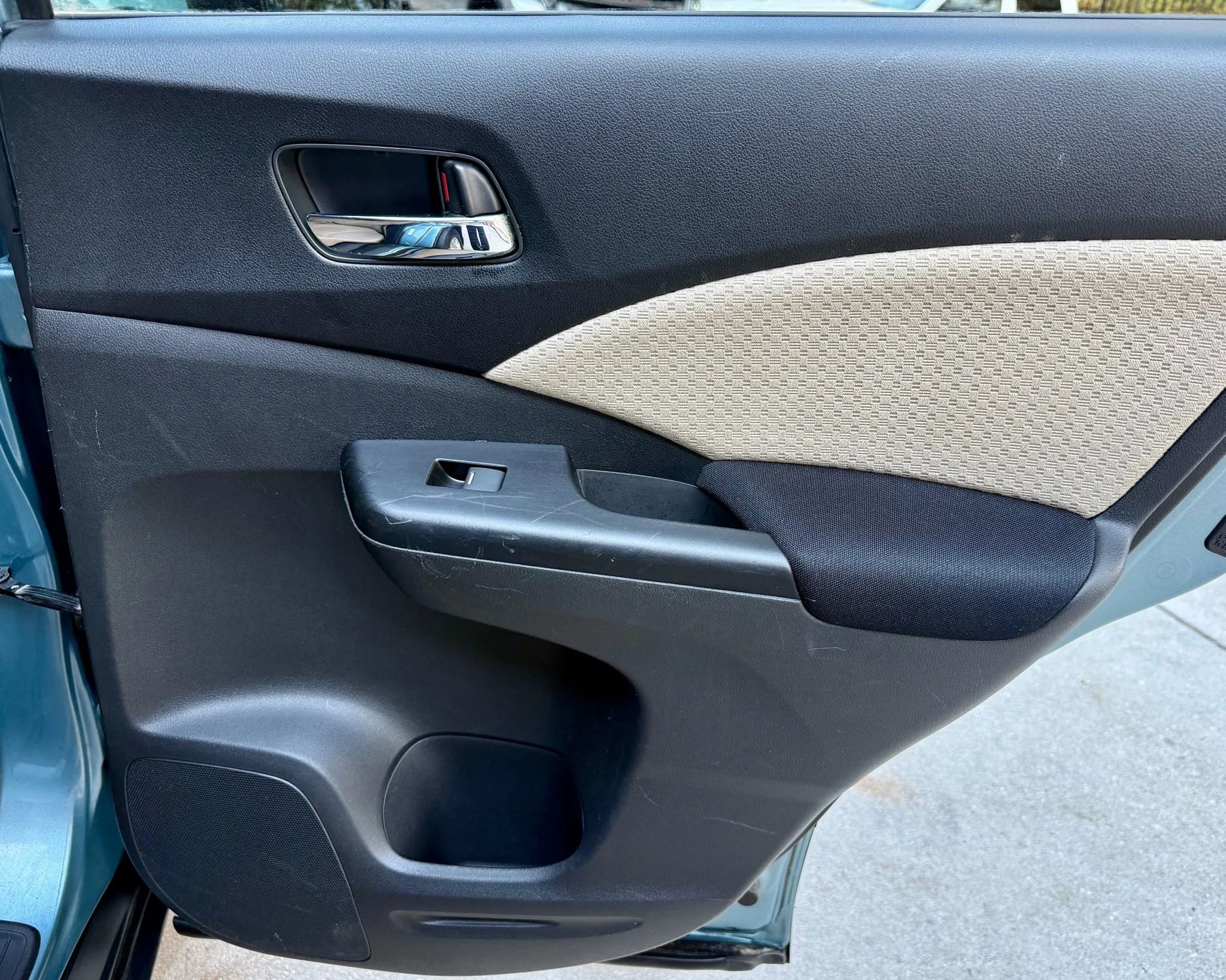 Used 2015 Honda CR-V EX image 23