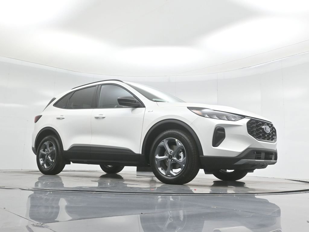 New 2025 Ford Escape ST-Line w/ Equipment Group 301A image 3