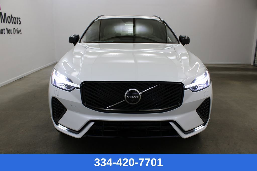 New 2026 Volvo XC60 B5 Plus w/ Protection Package Premier image 6