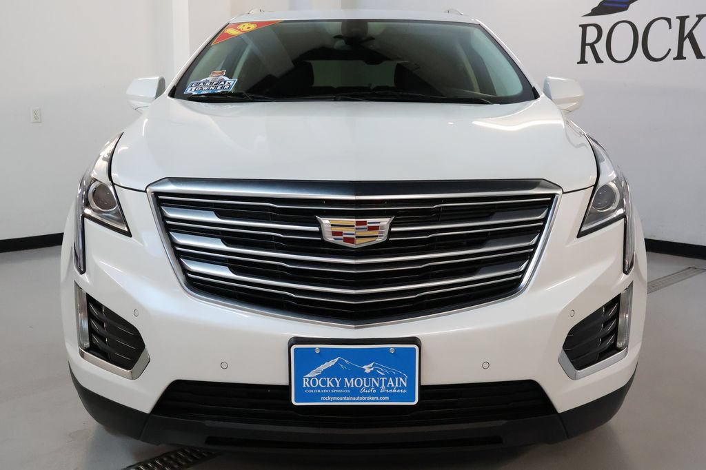 Used 2018 Cadillac XT5 Luxury w/ Driver Awareness Package AWD/4WD video 2