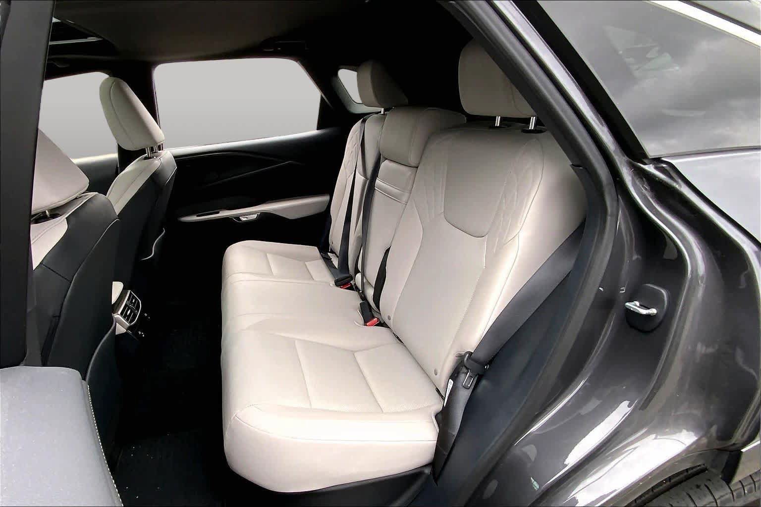 Used 2024 Lexus RX 350 Premium w/ Cold Area Package AWD/4WD image 21