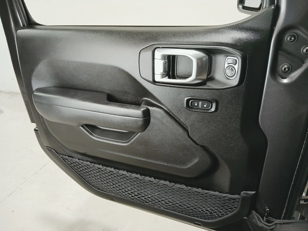 Used 2024 Jeep Wrangler Sport AWD/4WD image 29