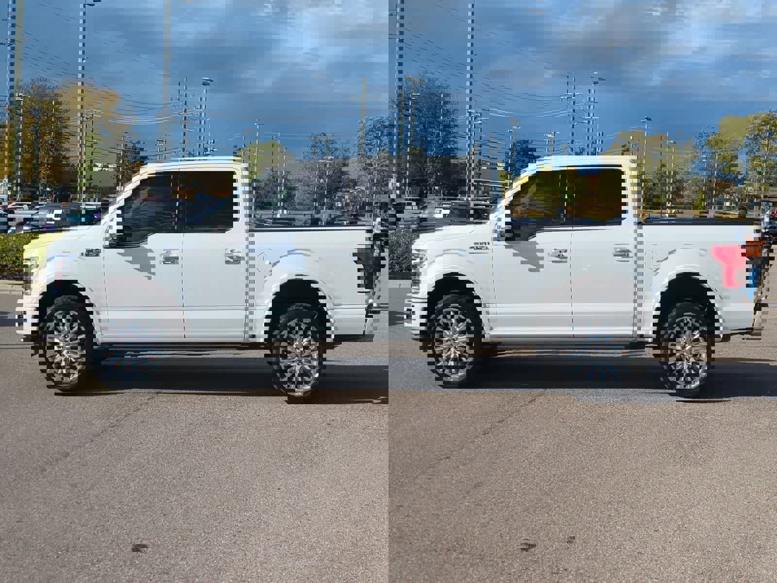 Used 2020 Ford F150 Limited w/ Trailer Tow Package image 5