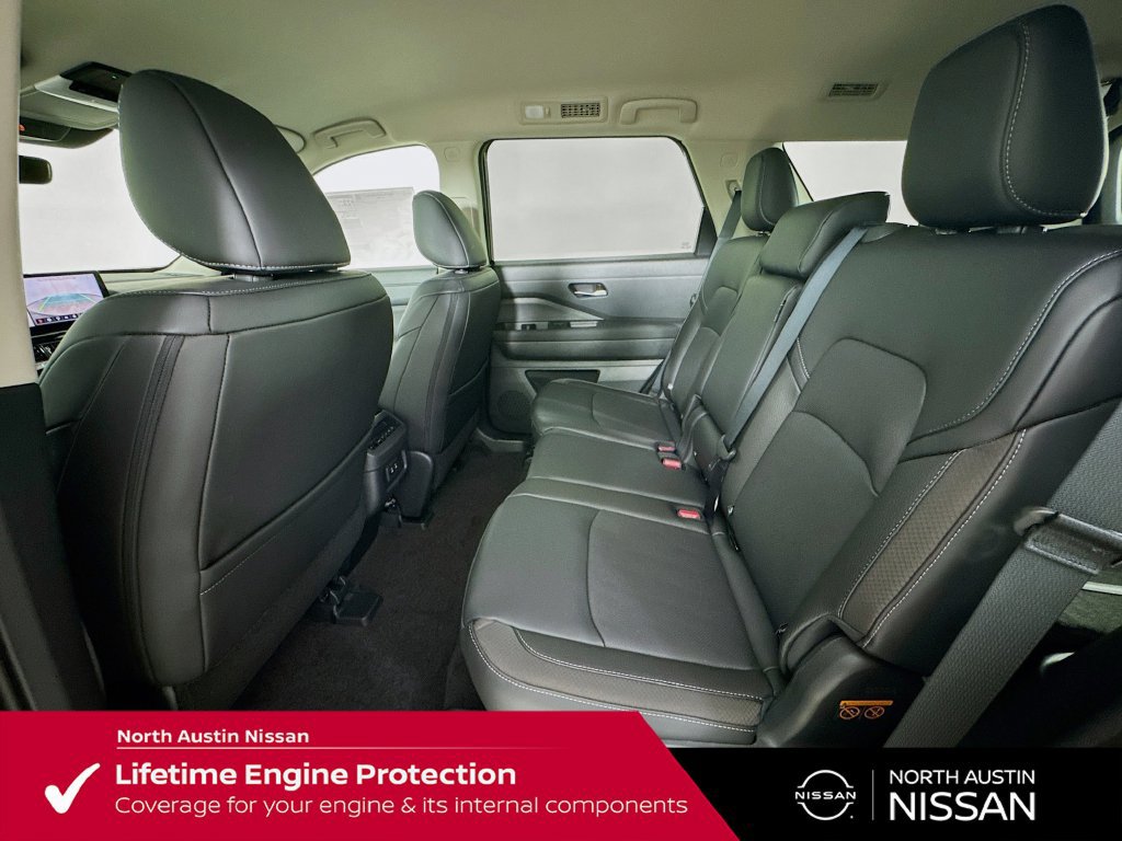 New 2026 Nissan Pathfinder SL FWD image 32