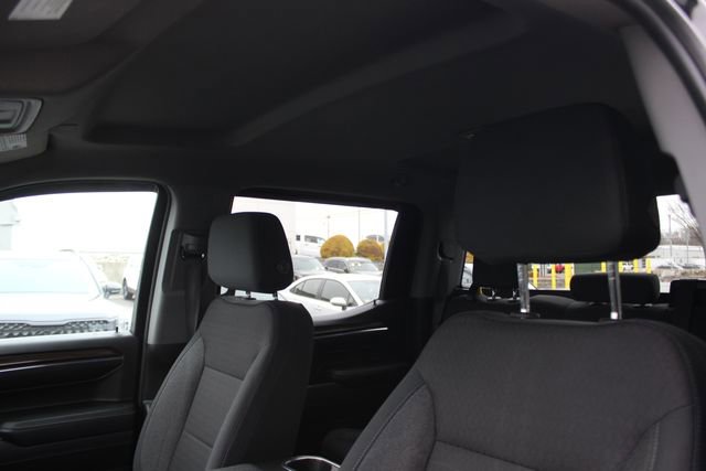 Used 2024 Chevrolet Silverado 1500 LT image 21