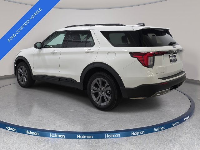 Used 2026 Ford Explorer Active w/ Active Comfort Package AWD/4WD image 8