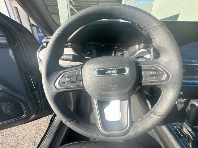 Used 2024 Jeep Compass Limited AWD/4WD image 17