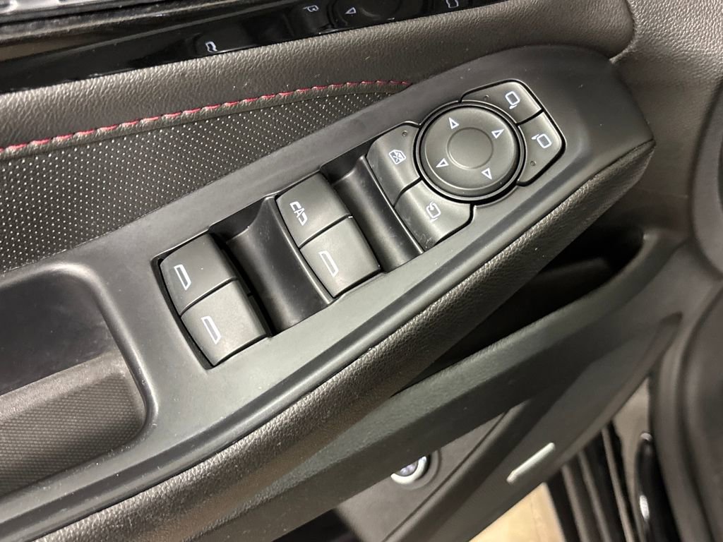 Used 2022 Chevrolet Traverse RS image 23