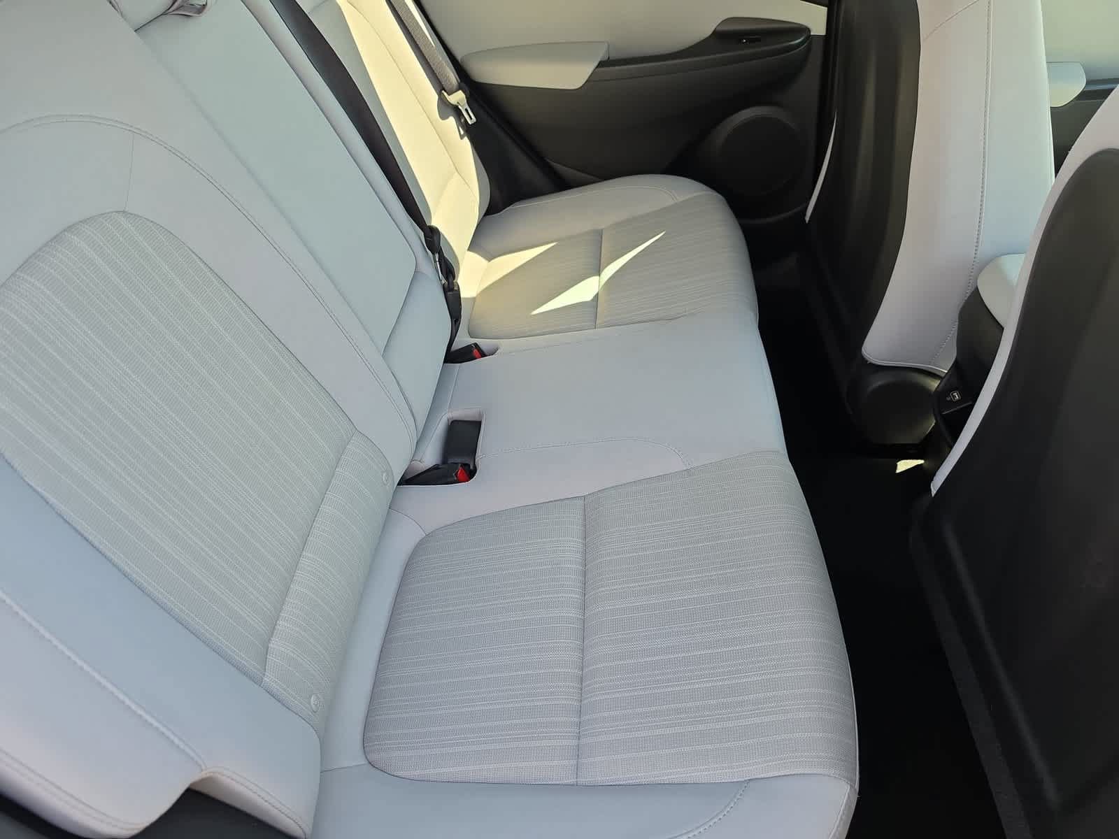 Used 2023 Hyundai Kona SEL w/ Cargo Package FWD image 17
