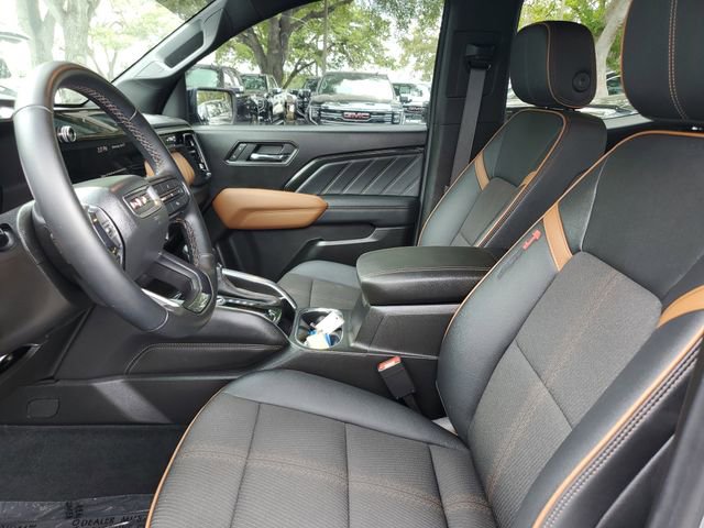 Used 2025 GMC Canyon AT4 w/ Nightfall Edition AWD/4WD image 18