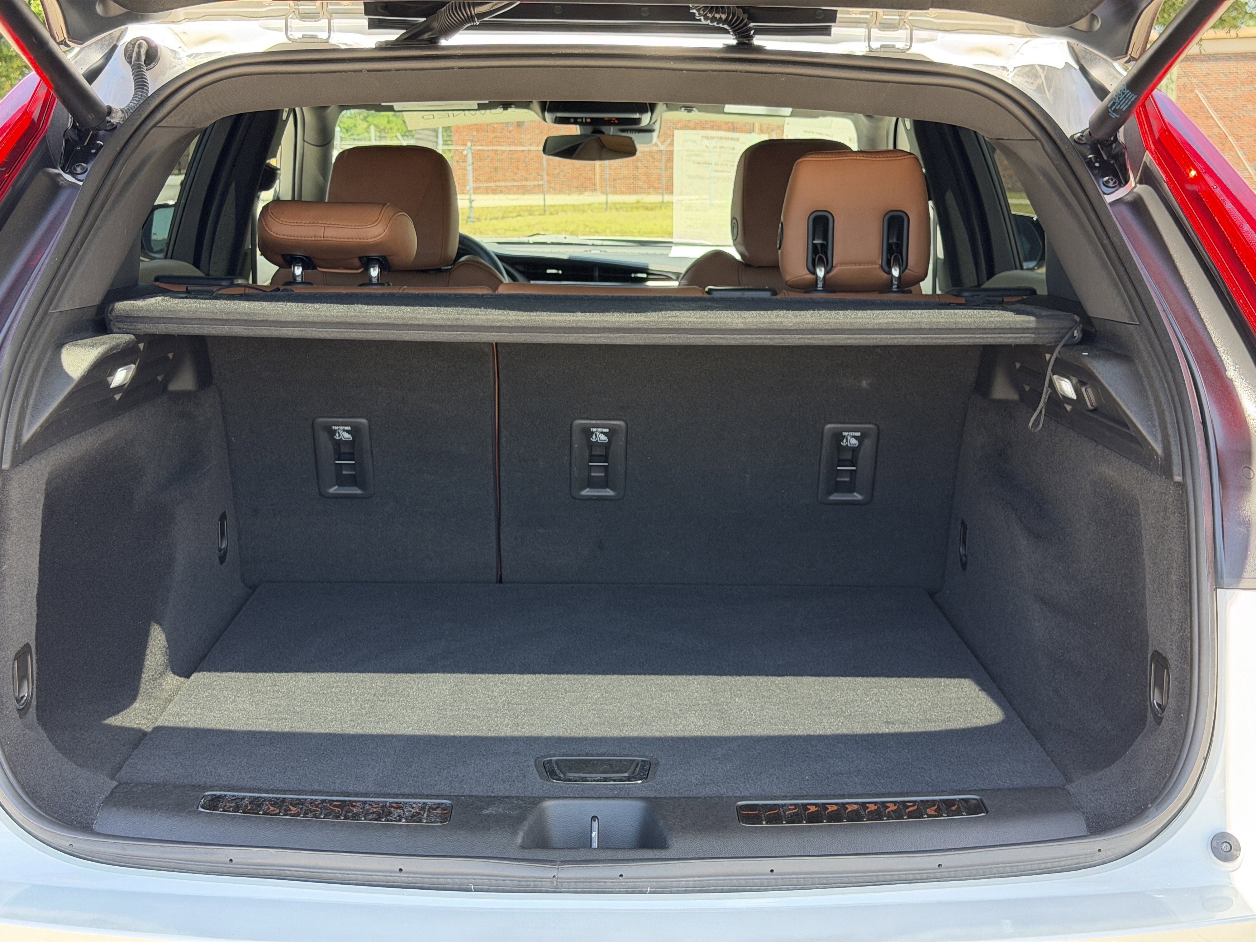 Certified 2023 Cadillac XT4 Premium Luxury w/ Technology Package AWD/4WD image 10