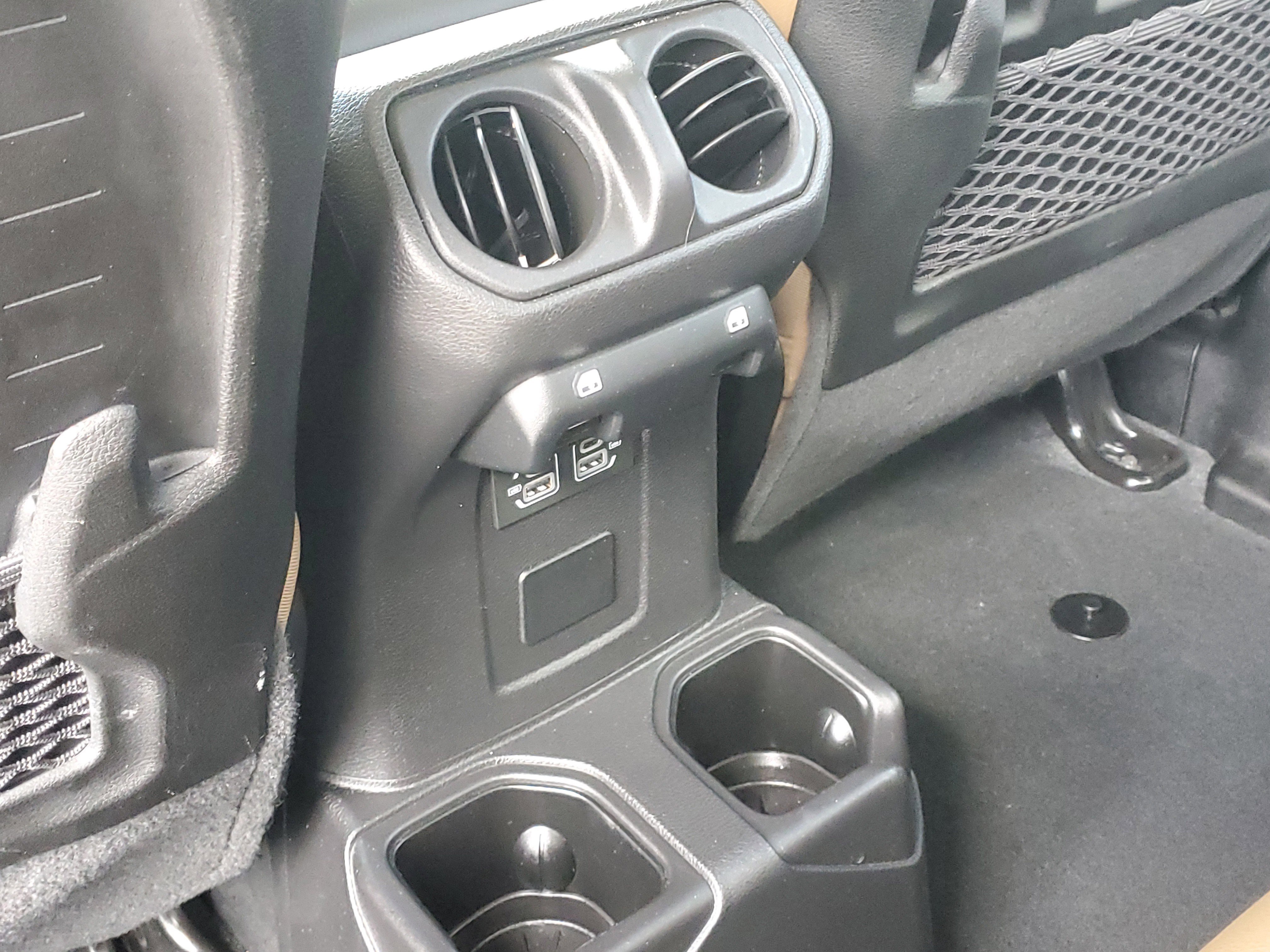 Used 2022 Jeep Gladiator Rubicon w/ LED Lighting Group image 13