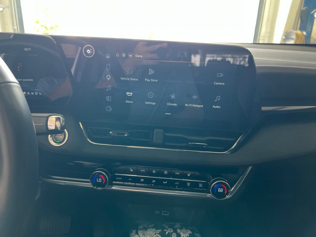 Used 2025 Chevrolet Equinox RS w/ Safety and Technology Package AWD/4WD image 8