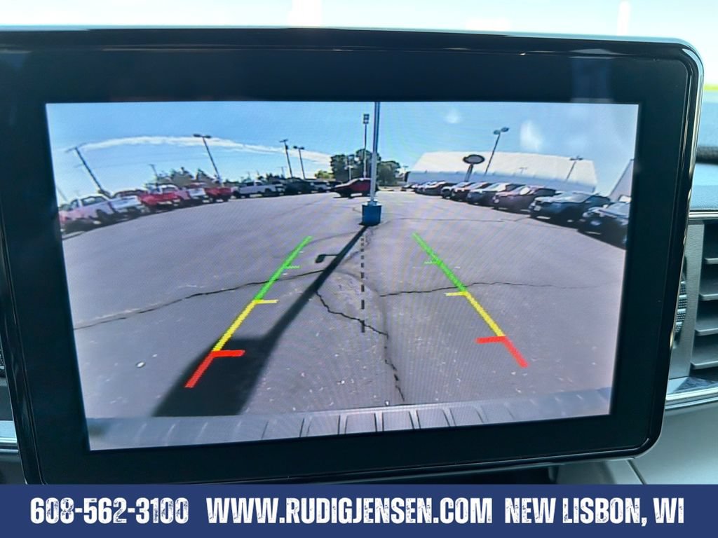 Used 2024 Ford Explorer XLT w/ Equipment Group 202A AWD/4WD image 20