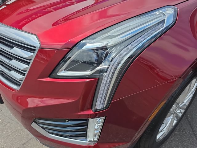 Used 2017 Cadillac XT5 Premium Luxury w/ LPO, Wheel Lock Package AWD/4WD image 32