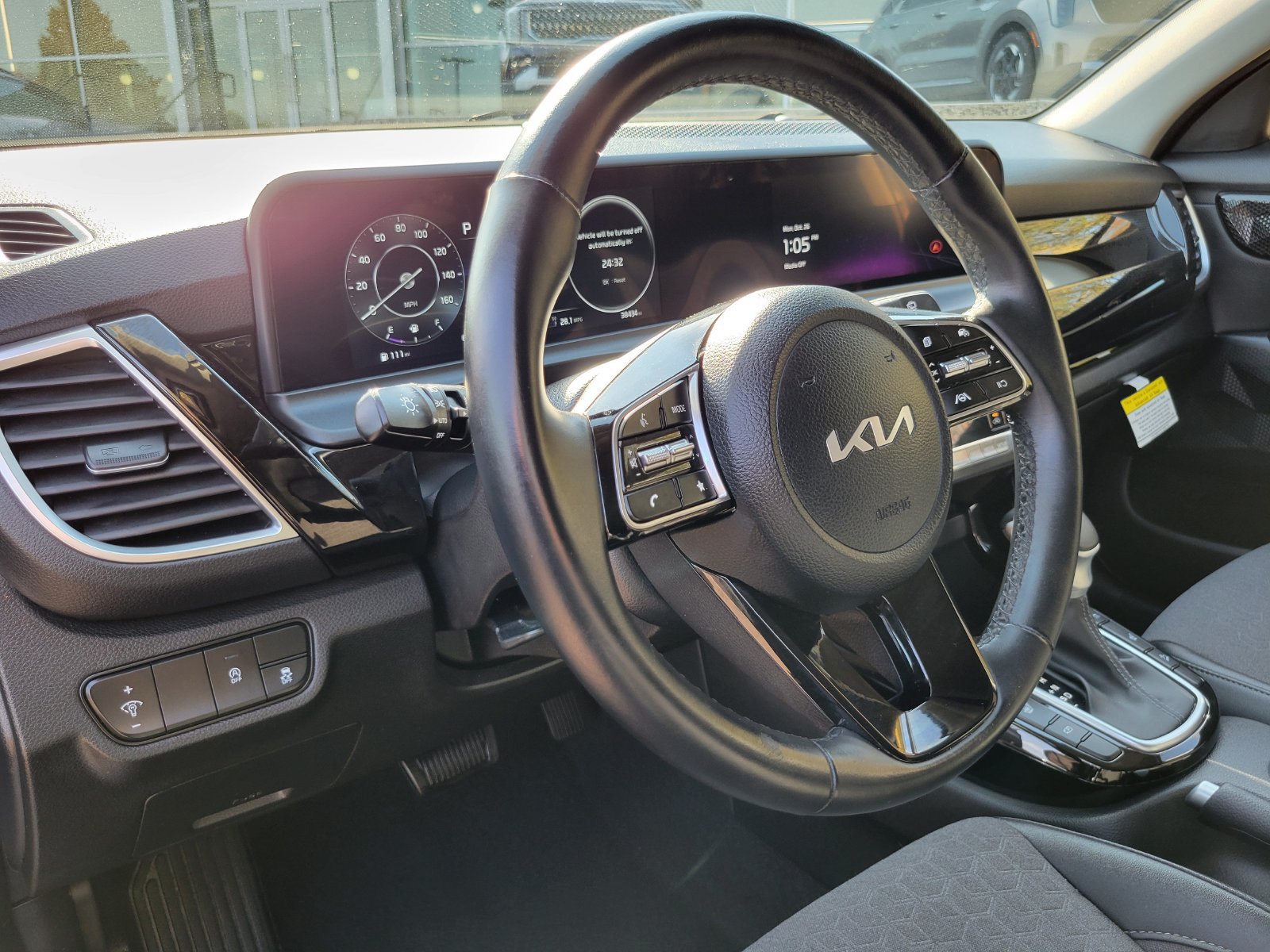 Certified 2024 Kia Seltos S AWD/4WD image 11