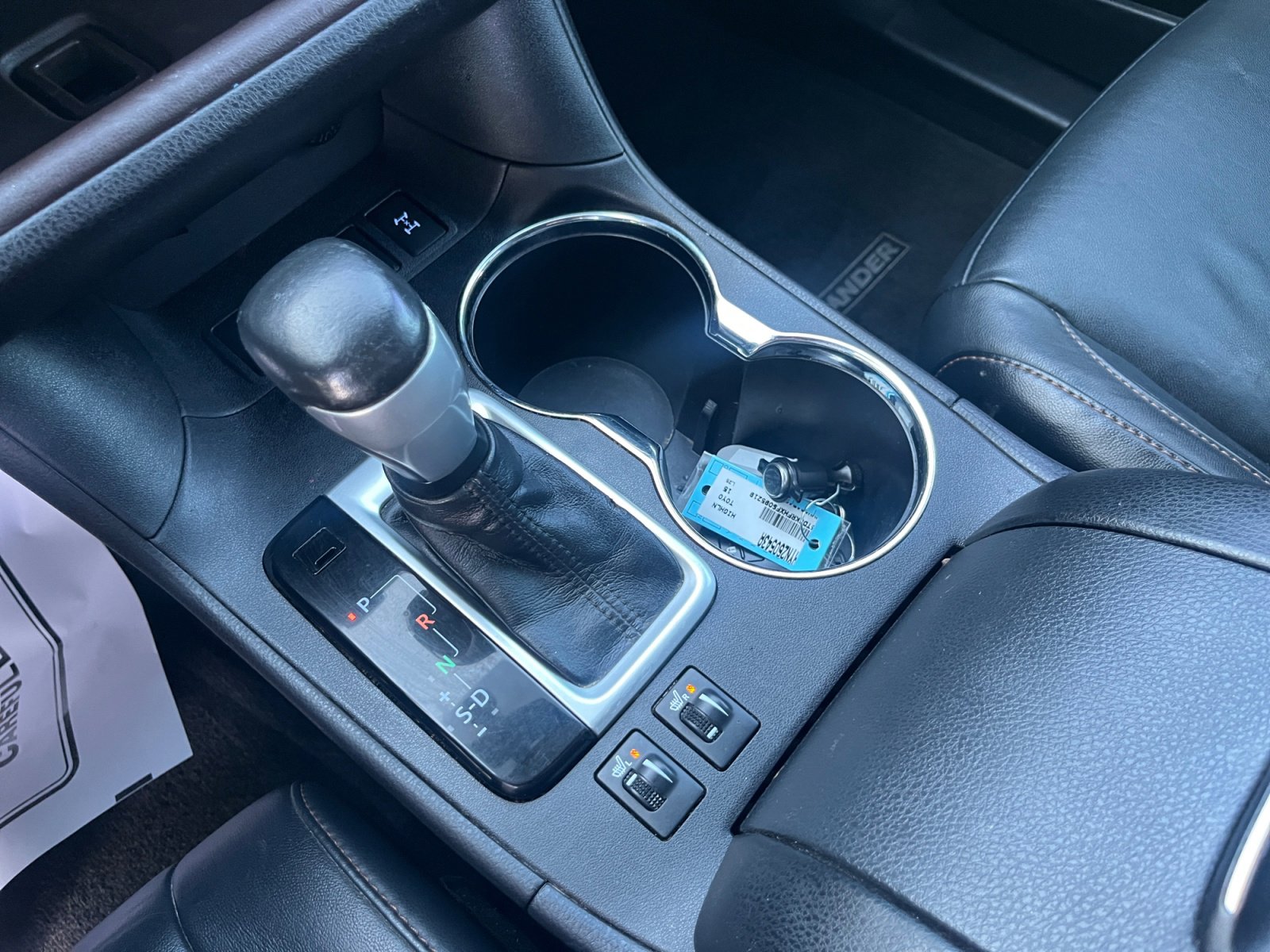 Used 2015 Toyota Highlander XLE image 32