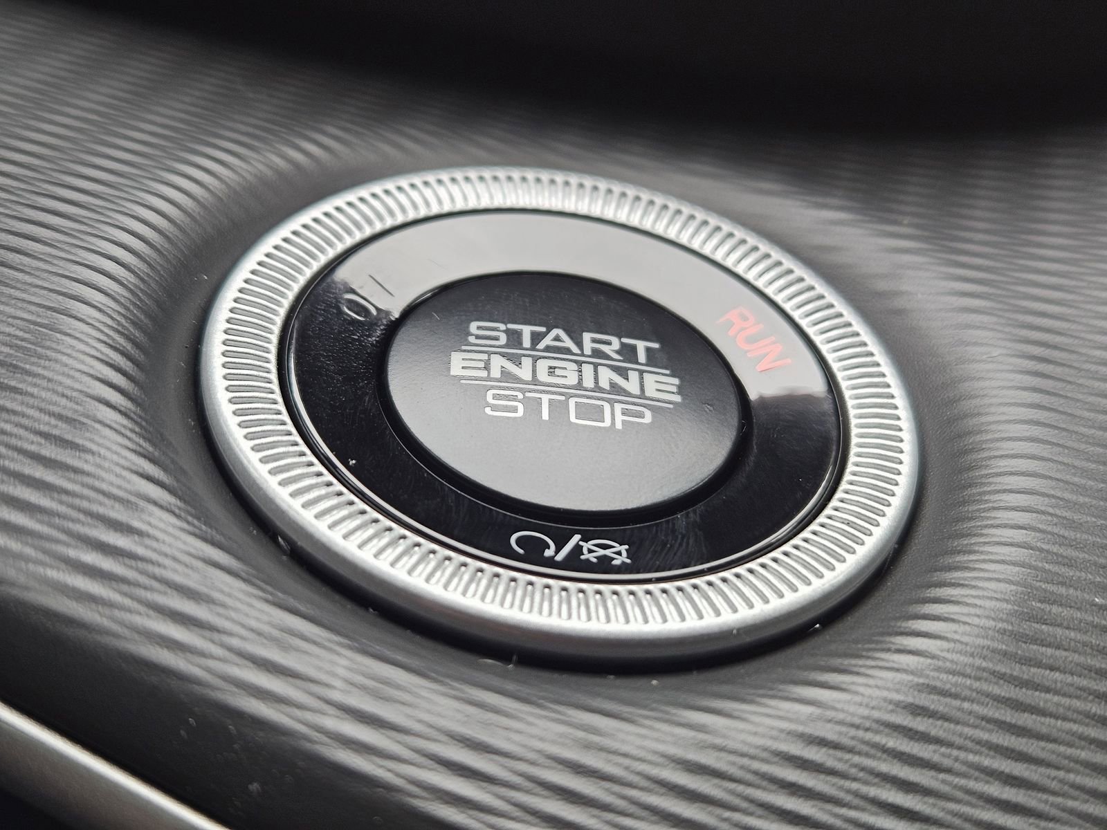 New 2025 Jeep Grand Cherokee L Laredo image 22