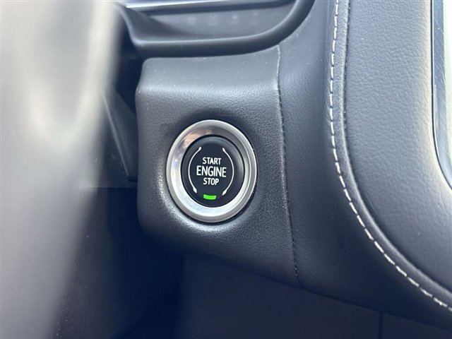 Used 2022 Chevrolet Tahoe LT w/ Luxury Package image 17