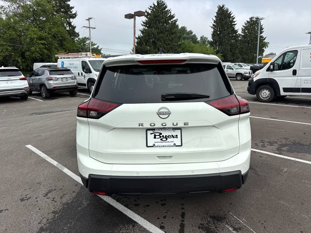 Used 2024 Nissan Rogue S FWD image 28