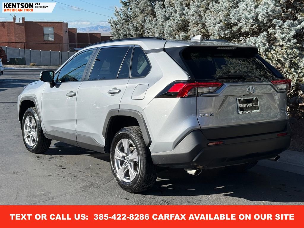 Used 2025 Toyota RAV4 XLE image 5