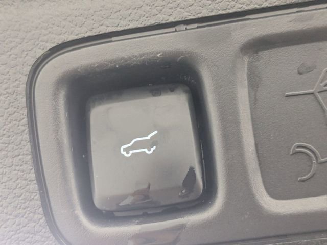 Used 2024 Ford Expedition Max XLT image 33