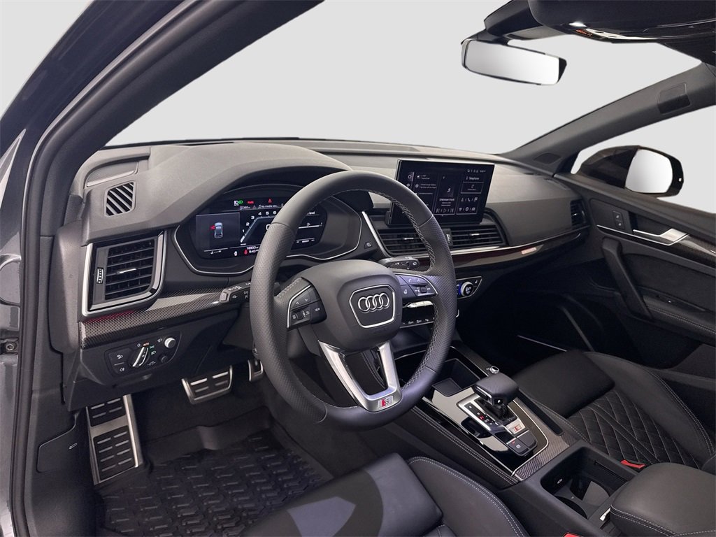 Used 2024 Audi SQ5 Prestige image 9