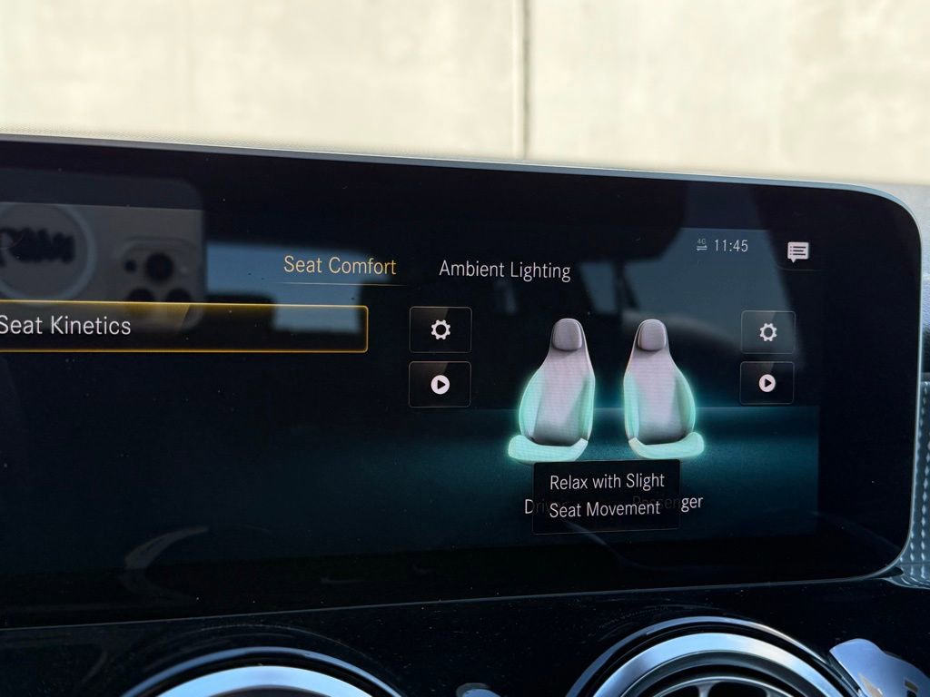 Used 2021 Mercedes-Benz GLB 250 image 10