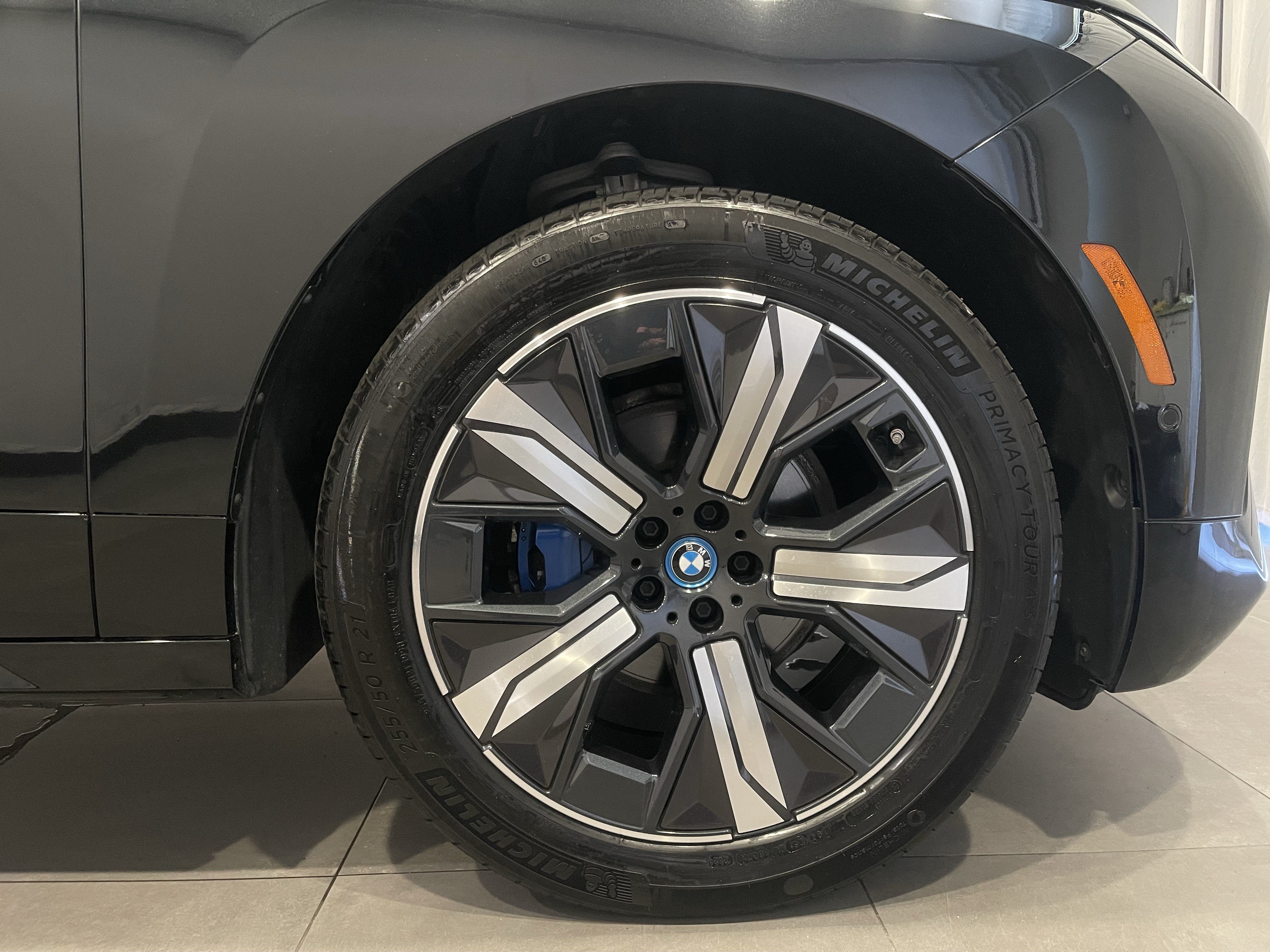 Certified 2024 BMW iX xDrive50 w/ Sport Package AWD/4WD image 10