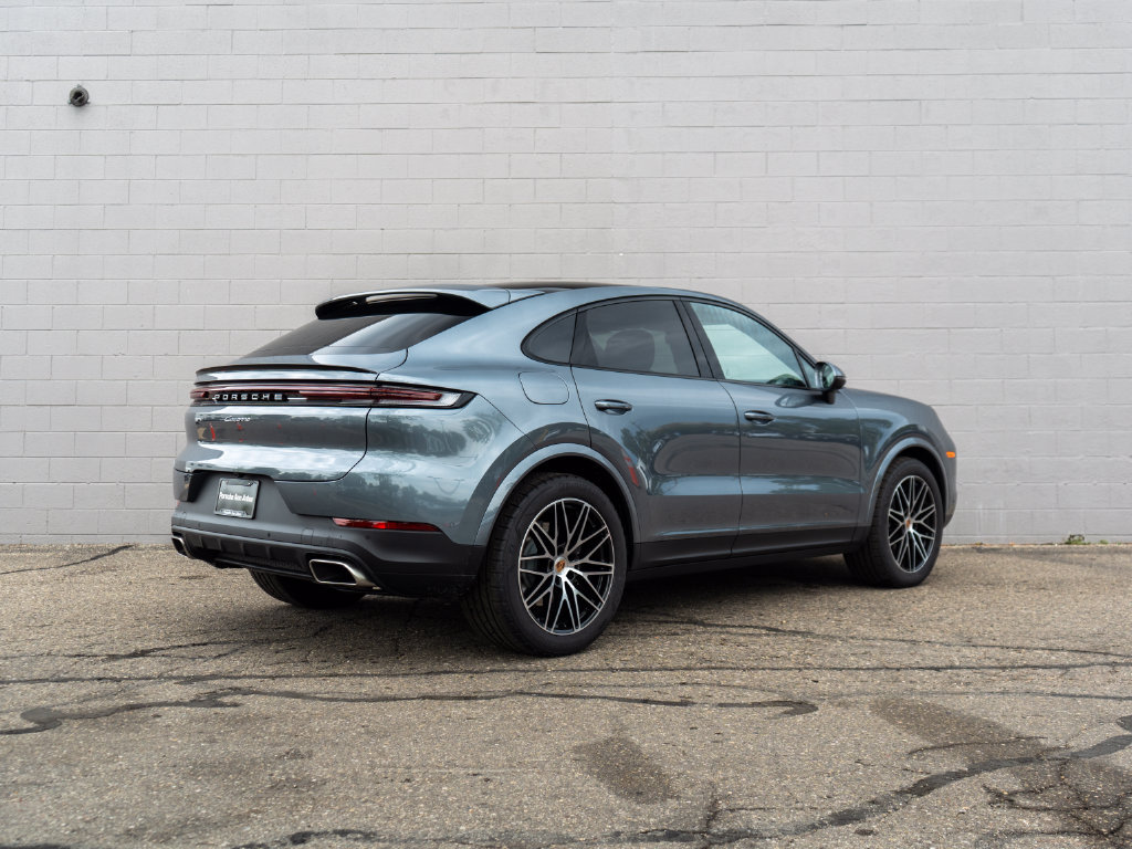 New 2026 Porsche Cayenne Coupe AWD/4WD image 7